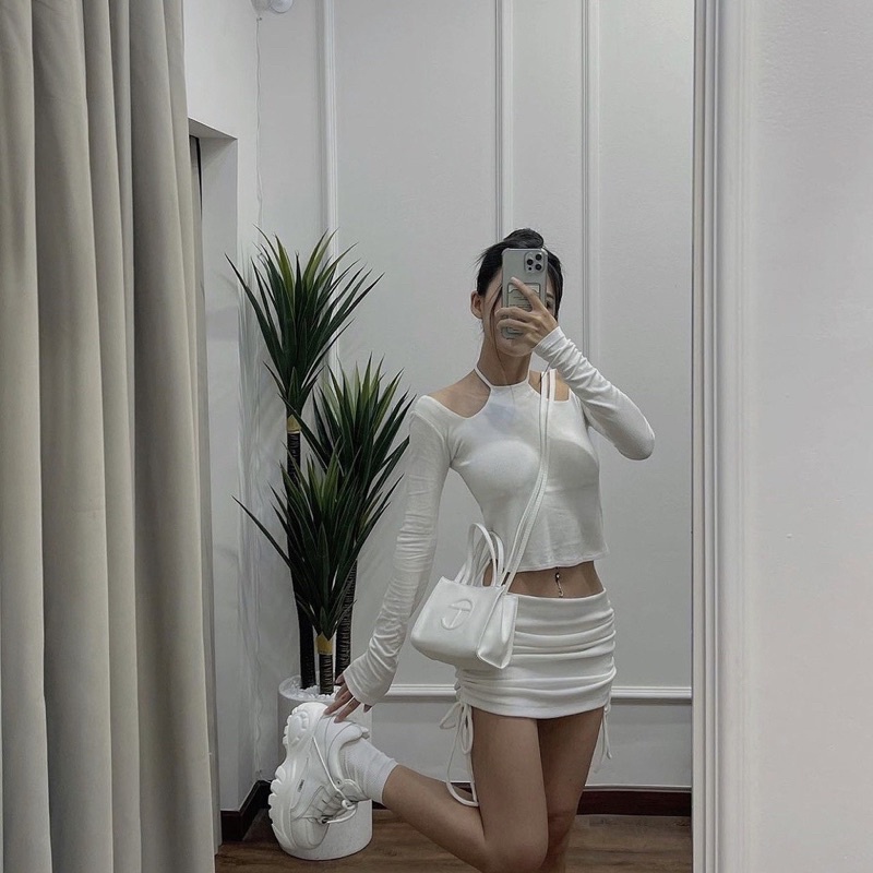 [FREESHIP- ẢNH THẬT] Áo croptop nữ vạt bầu tay dài cổ yếm cột dây hở vai ôm body nhiều màu siêu xinh