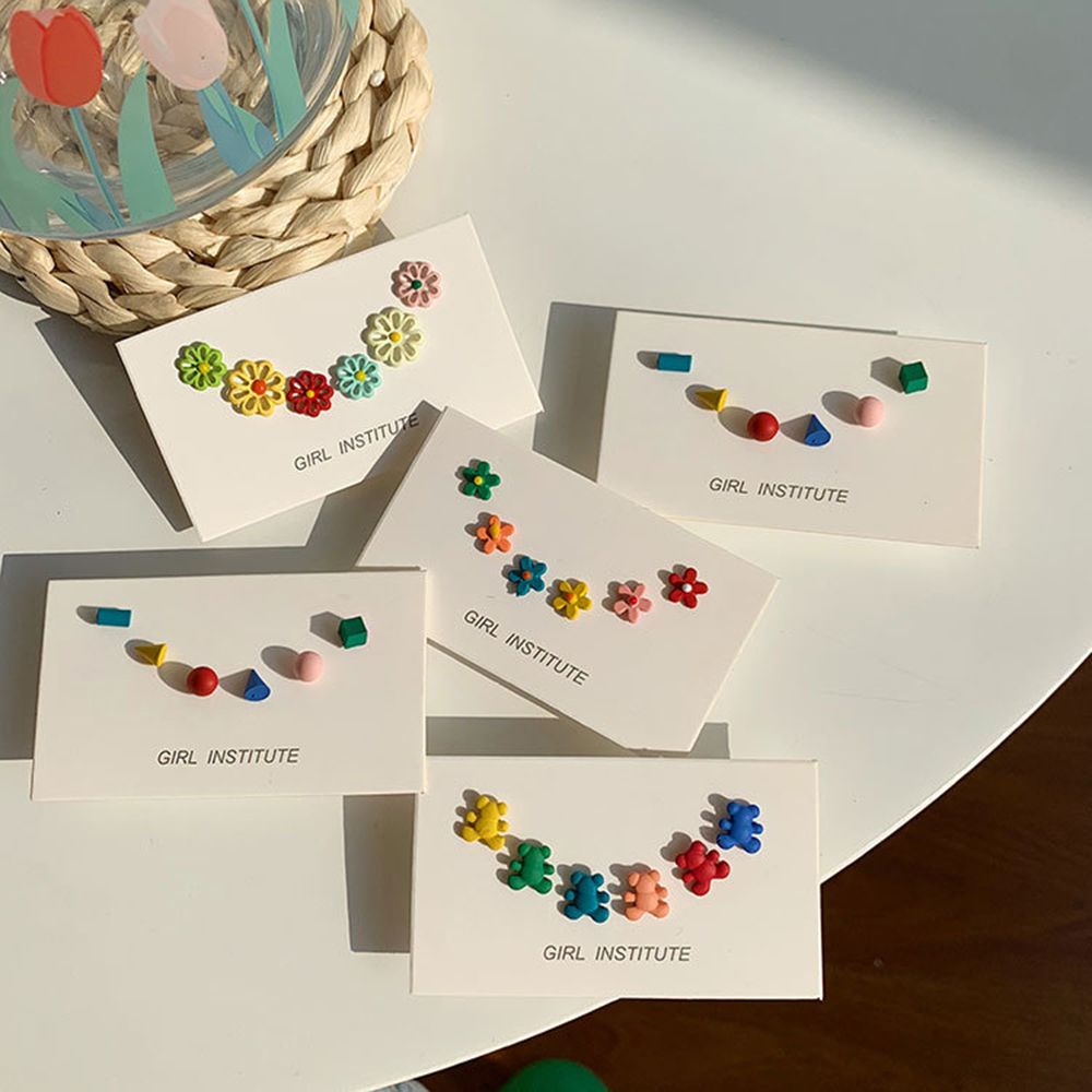 Bộ Khuyên Tai Xỏ Lỗ Hình Hoa / Động Vật Nhiều Màu Dễ Thương Cho Nữ