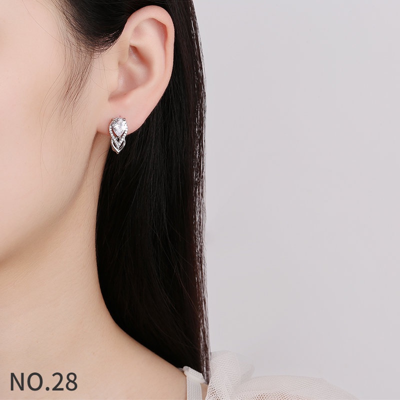 Khuyên Tai Mạ Bạc S925 Đính Đá Kim Cương Trắng 18K Sang Trọng