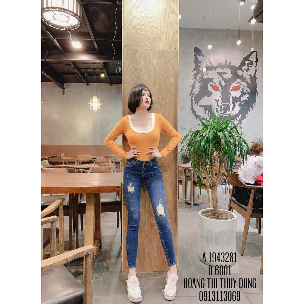 Áo Thun Cổ Vuông Tay Dài Phối Viền Cổ Tạo Đường Cong Duyên Dáng TTS0839