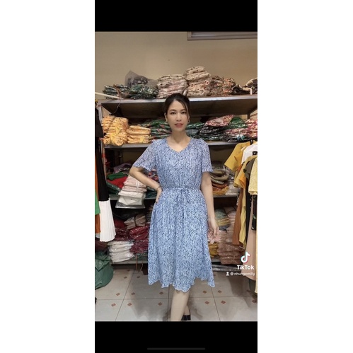 Váy hoa dập ly hãng KAT