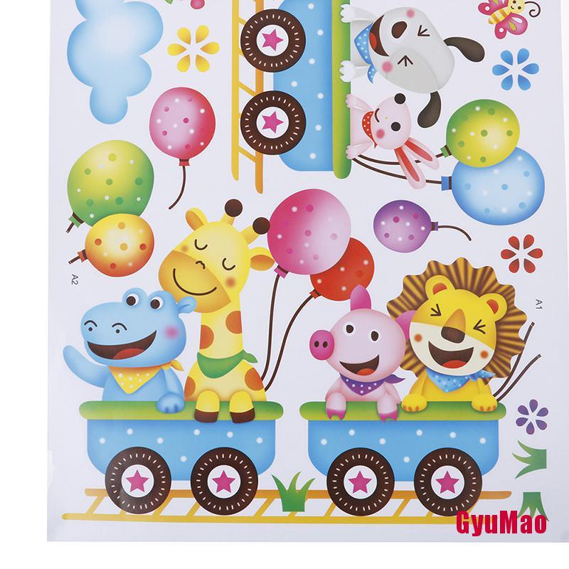 Sticker Dán Tường Hình Đoàn Tàu Và Động Vật Trang Trí Phòng Cho Bé