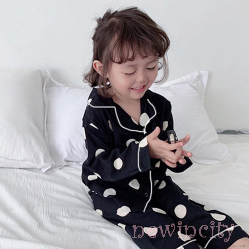 Đồ ngủ dài chấm bi xinh xắn cho bé gái mặc hàng ngày