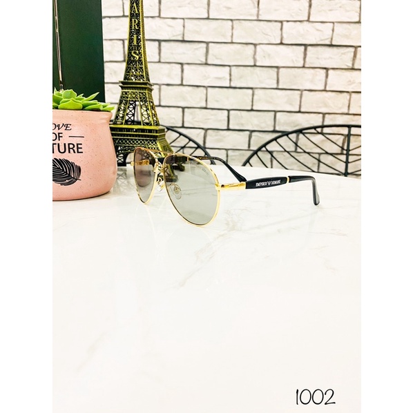 Mắt kính Unisex đổi màu Dẻo tròng polarized loại 1 | BigBuy360 - bigbuy360.vn