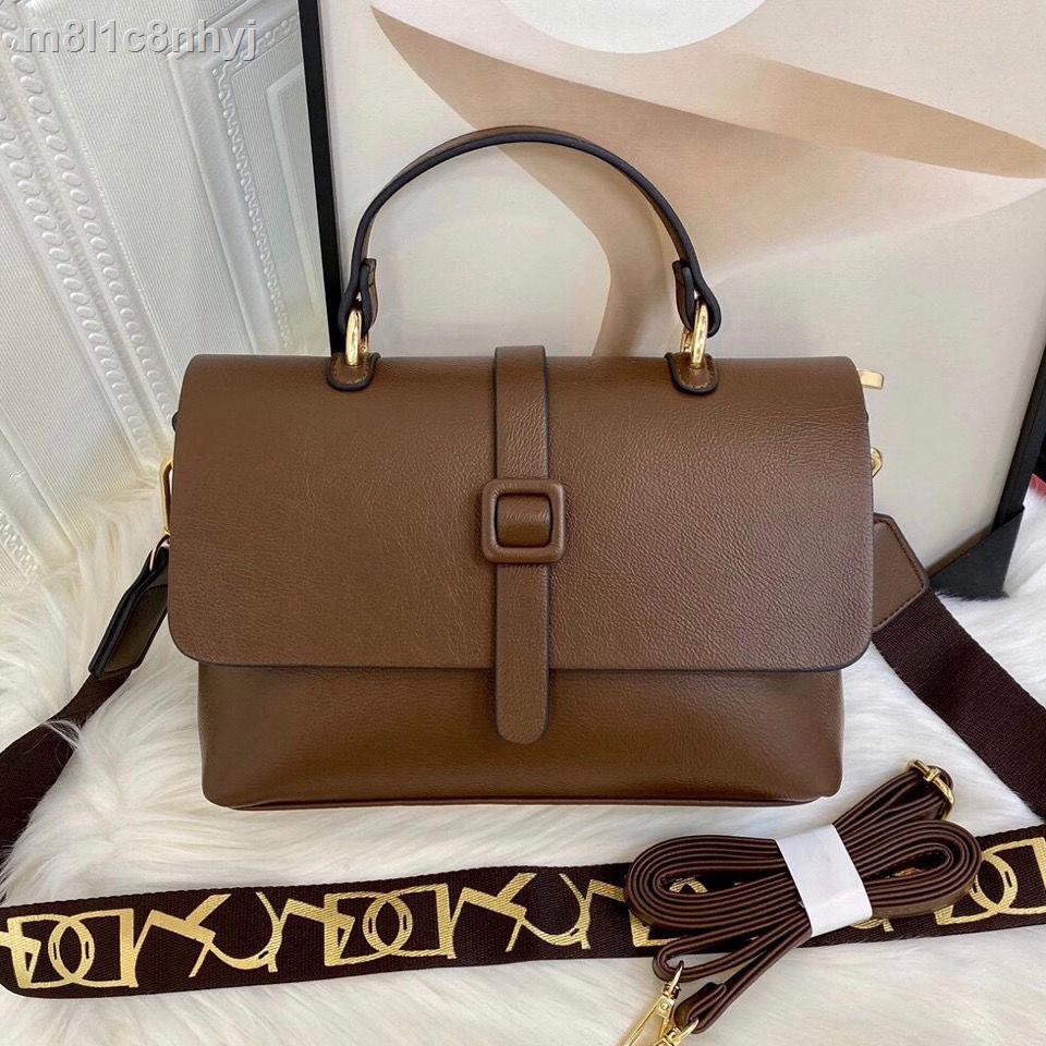 2021 túi nữ mới mẫu da mềm xách khí quyển đeo chéo một vai hợp thời trang doanh nhân | BigBuy360 - bigbuy360.vn