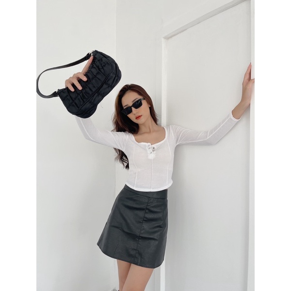 Áo cúc gân dọc len tăm | BigBuy360 - bigbuy360.vn