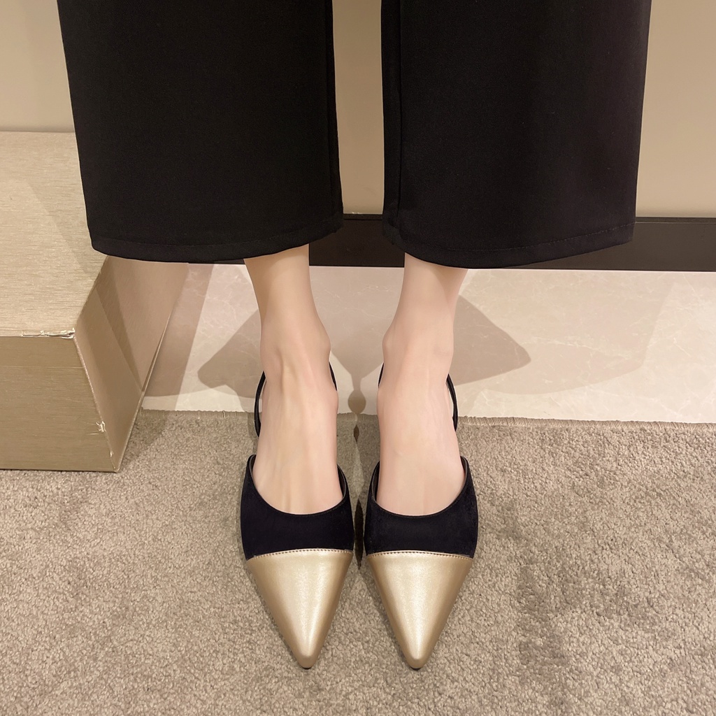 Giày Xăng Đan Đế Bằng Thời Trang Cho Nữ