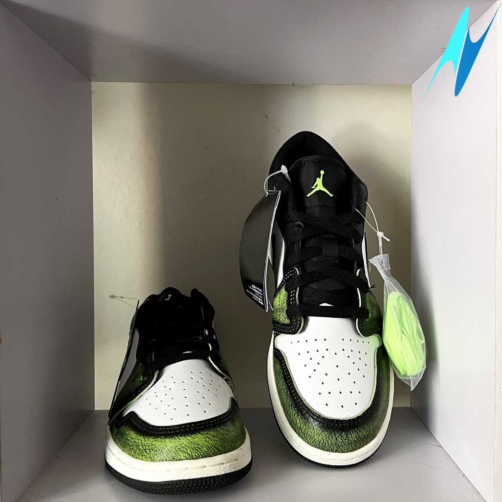 Giày Nike Air Jordan 1 Low SE GS 'Electric Green' chính hãng 100%