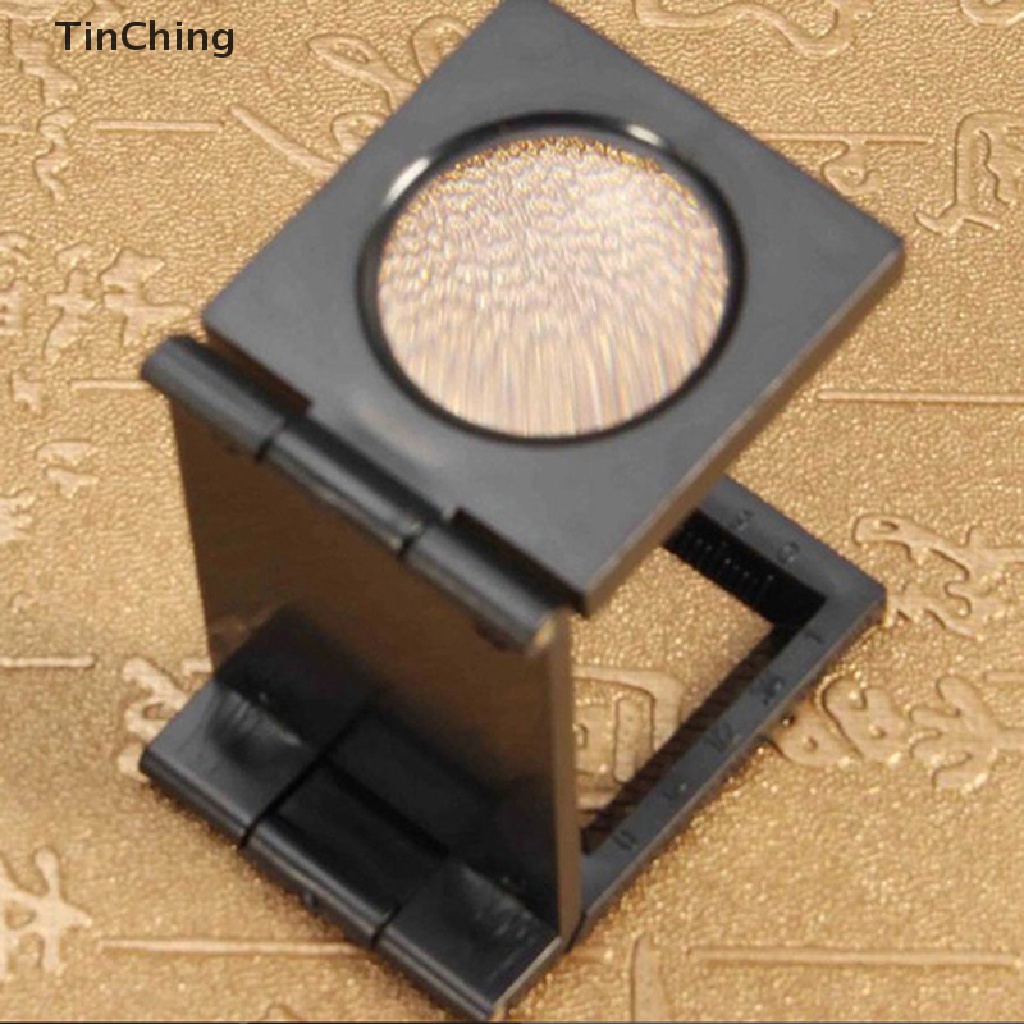 Kính lúp 10X 28mm có thể gấp lại kèm thước đo thiết kế tiện lợi dùng trong may vá