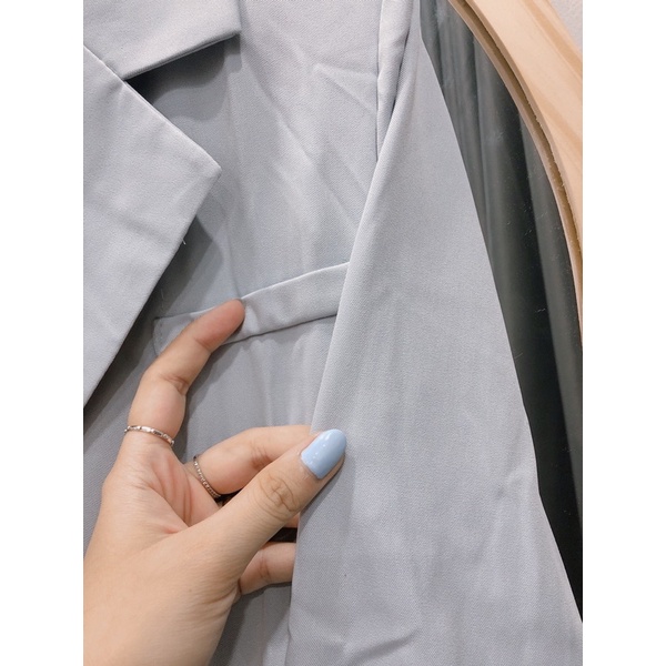 Áo khoác Vest/ Blazer 1 lớp đem vai ,form dài và rộng style Hàn
