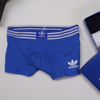 Quần lót dạng đùi cao cấp Adidas phù hợp cho mọi lứa tuổi trẻ trung năng động thoáng mát....