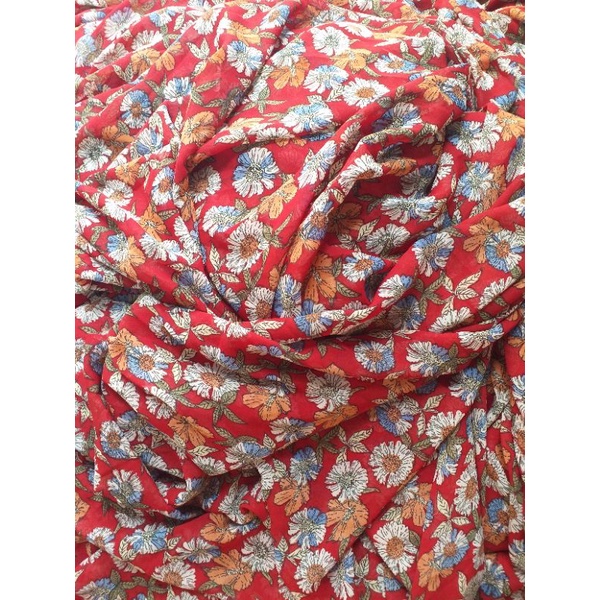 Vải voan chiffon mẫu hoa đẹp .
