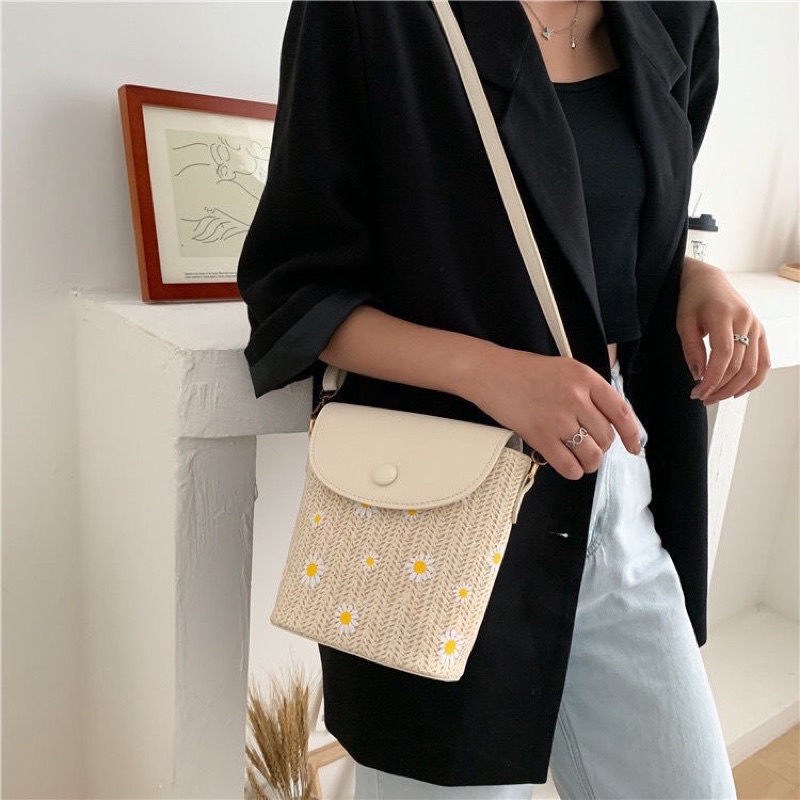 Túi đeo chéo cói phối da hoa daisy (hình thật)