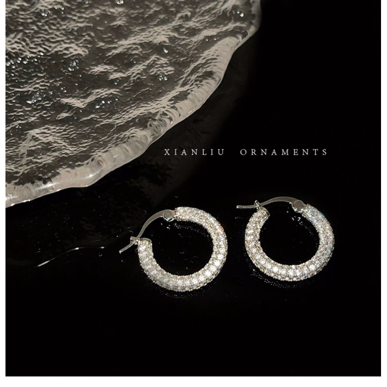 Khuyên tai full đá cz nhỏ siêu đẹp dày dặn bạc chuẩn đường kính tầm 1,2cmn