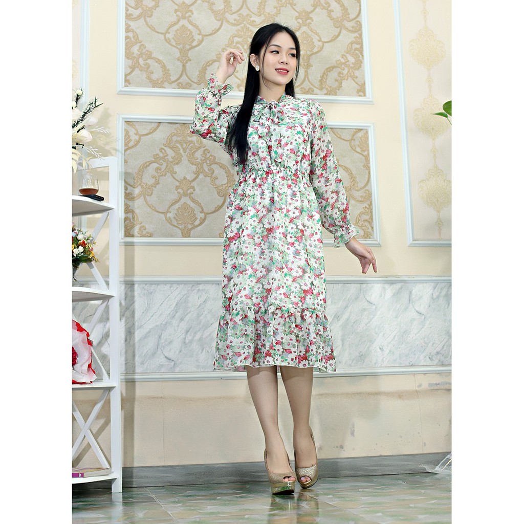 Váy XÒE NHÚN TẦNG - Dụi Dàng Dễ Thương