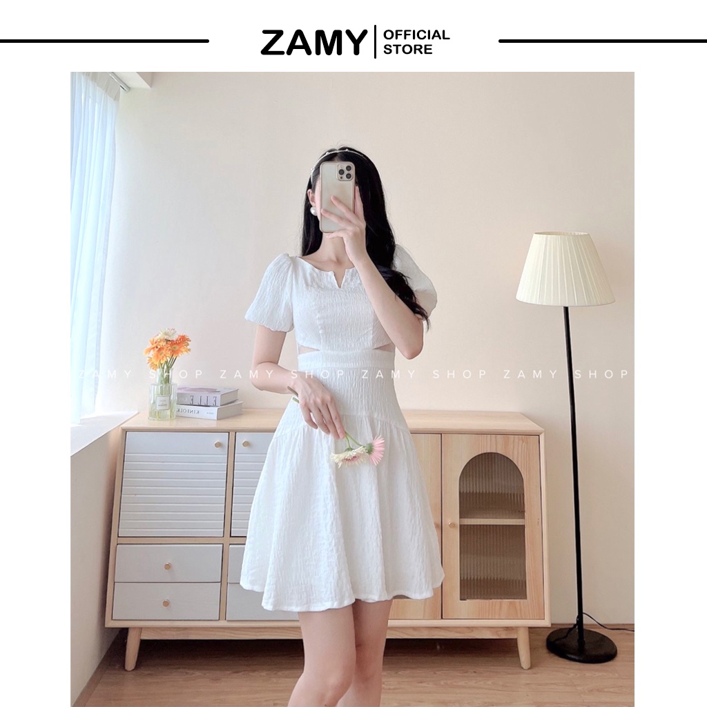 Váy ZAMY chất gấm nhăn cổ khoét chữ V màu trắng dáng xòe kết hợp điểm nhấn eo giúp tôn eo (S/M/L)