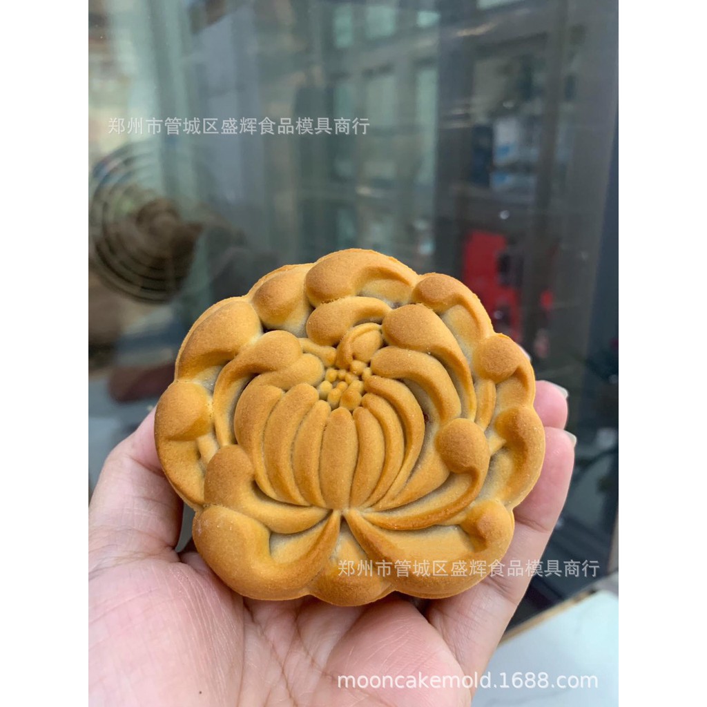 Khuôn trung thu lò xo 3D mẫu hoa (50-150g)