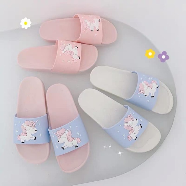 Dép quai ngang hình cute