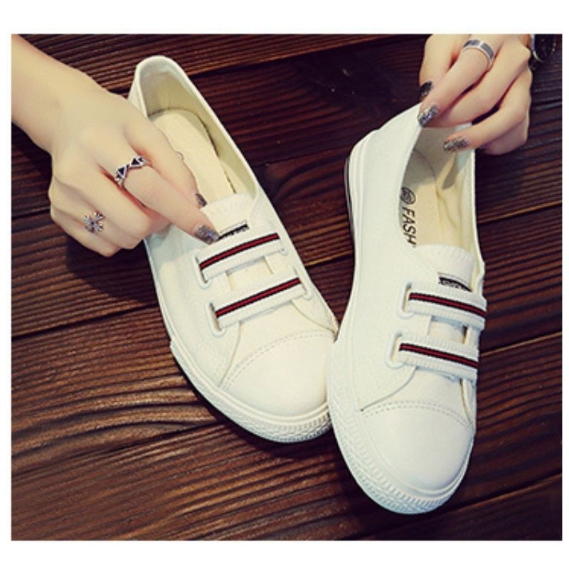 Giày Lười Nữ Slip On vải Thời Trang Đế Mềm Siêu Xinh Mery Shoes - A105