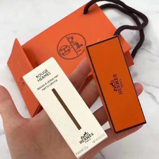 Son môi trang điểm màu lụa mềm mịn sephora