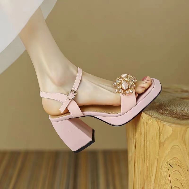 Guốc Hoa Nổi 2 Màu