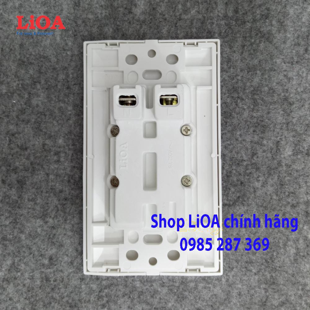 Ổ cắm điện ba 2 chấu LiOA 16A - 3520W