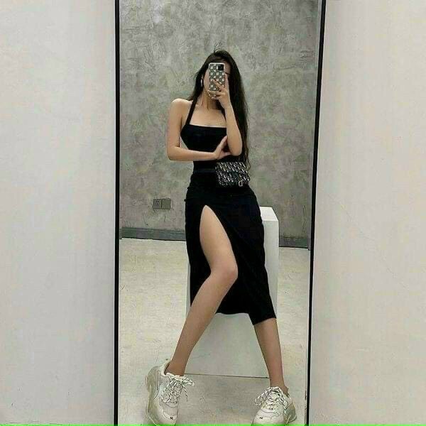 Váy body quàng cổ xẻ đùi sexy _ Chất đẹp