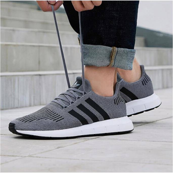 cq2115 adidas