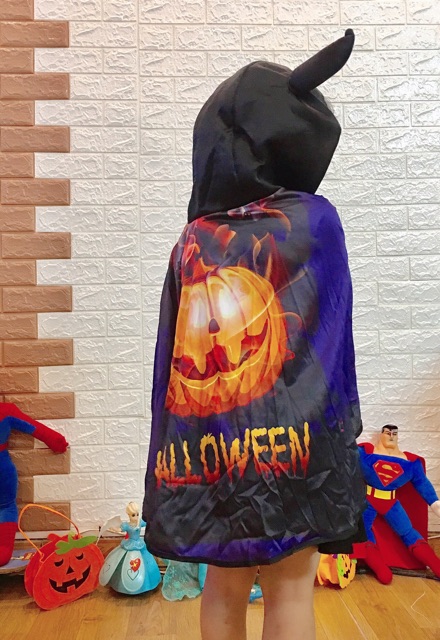 Áo choàng sừng hoá trang halloween vải in họa tiết 3D