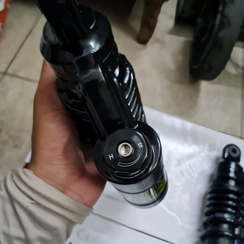 Phuộc nhún sau Nitron bình dầu gắn Sh Việt