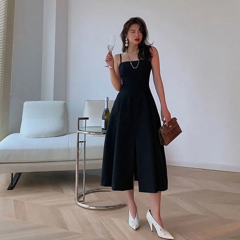 Váy Yếm Dáng Dài Màu Đen Thiết Kế Đơn Giản Trẻ Trung Hợp Thời Trang | BigBuy360 - bigbuy360.vn