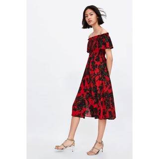 Đầm Zara Hoa Phối Nút