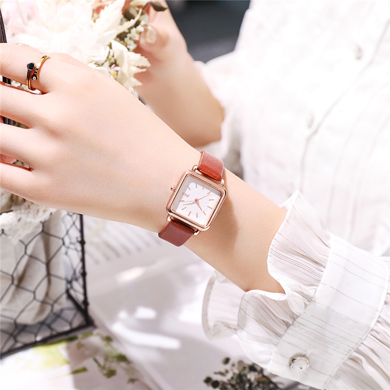 Đồng Hồ Quartz Nữ Mặt Vuông Dây Da Thời Trang