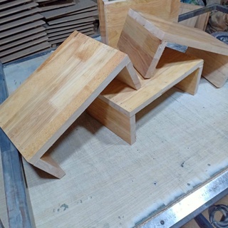 ghế gỗ ngồi xổm. ghế ngồi bệt. 100% gỗ tự nhiên