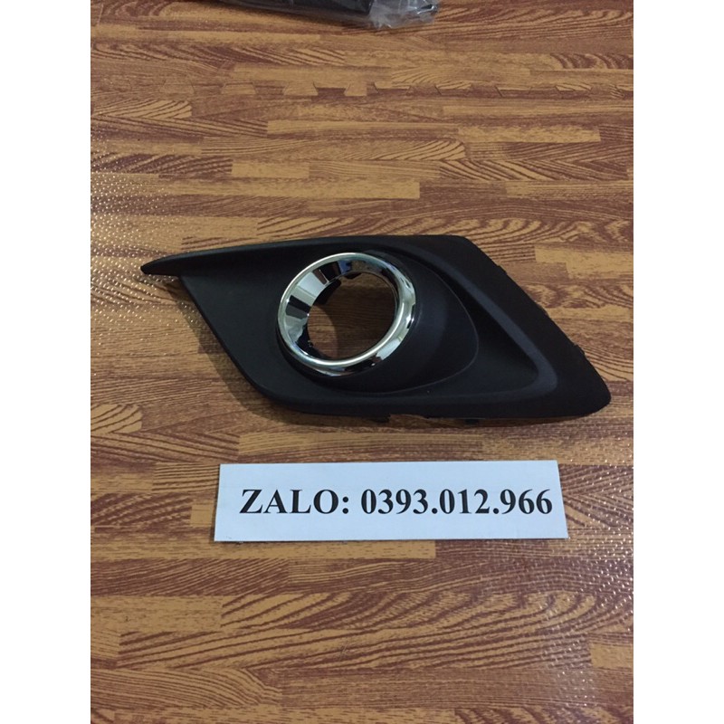 ỐP ĐÈN GẦM VIỀN MẠ CROM MAZDA 3