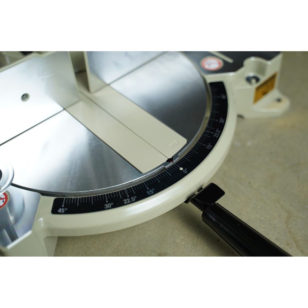 Máy cắt nhôm Makita LS1030N