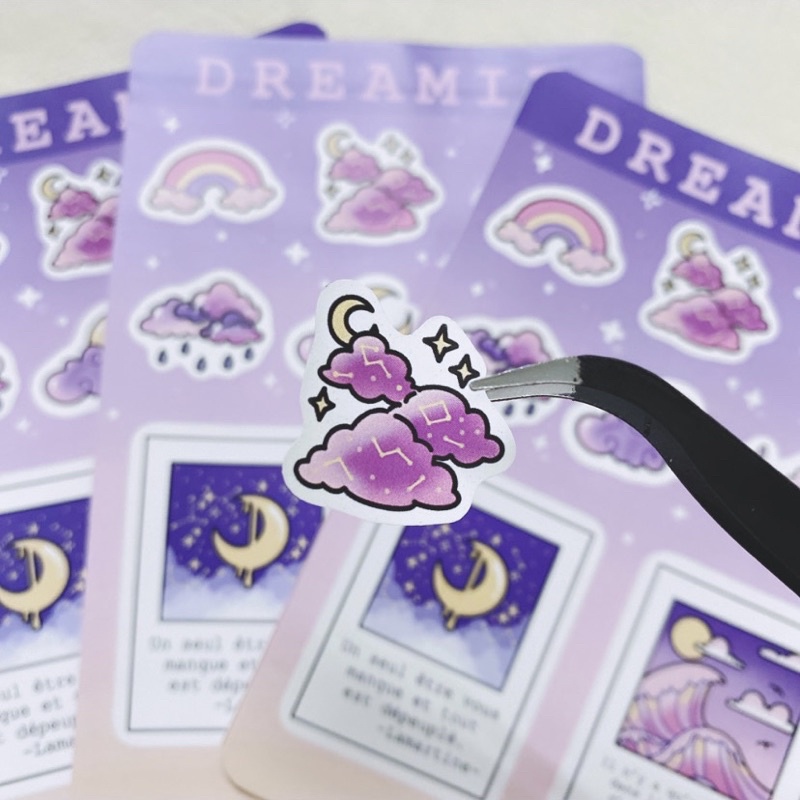 Dreamie sticker - hình dán những đám mây tím mộng mơ