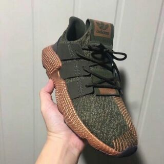Giày adidas prophere