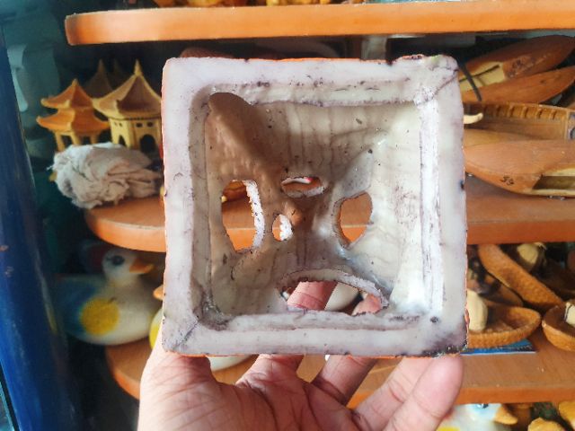 KIM TỰ THÁP TRANG TRÍ HỒ CÁ NON BỘ 12x11x13cm