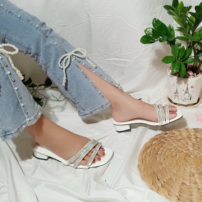 Giày sandal nữ 3cm 3 quai đính đá lấp lánh đi chơi,đi học, đi làm sang chảnh hình chụp thật_tb đá 3p