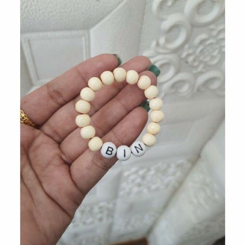 Vòng dâu tằm mix tên theo yêu cầu. Tặng kèm hạt và dây dự phòng