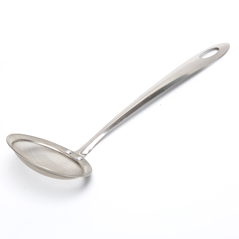 1 Muỗng Lọc Dầu Mỡ Khi Nấu Lẩu Tiện Dụng