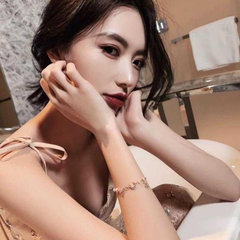 Vòng Tay Hình Mặt Trăng Phong Cách Hàn Quốc Chất Lượng Cao