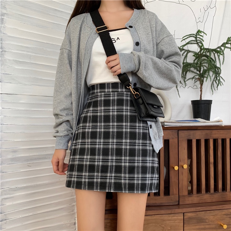 Yena Chân váy hoạ tiết sọc ca-rô phong cách Hàn Quốc năng động | BigBuy360 - bigbuy360.vn