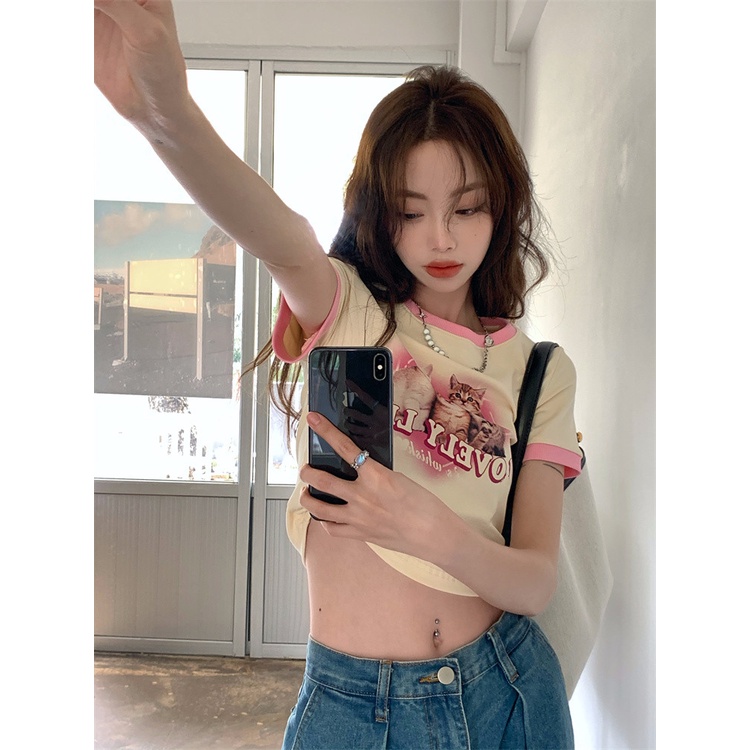 Áo thun cotton tay ngắn hở vai ôm dáng in họa tiết mèo màu sắc tương phản thời trang Hàn Quốc cho nữ