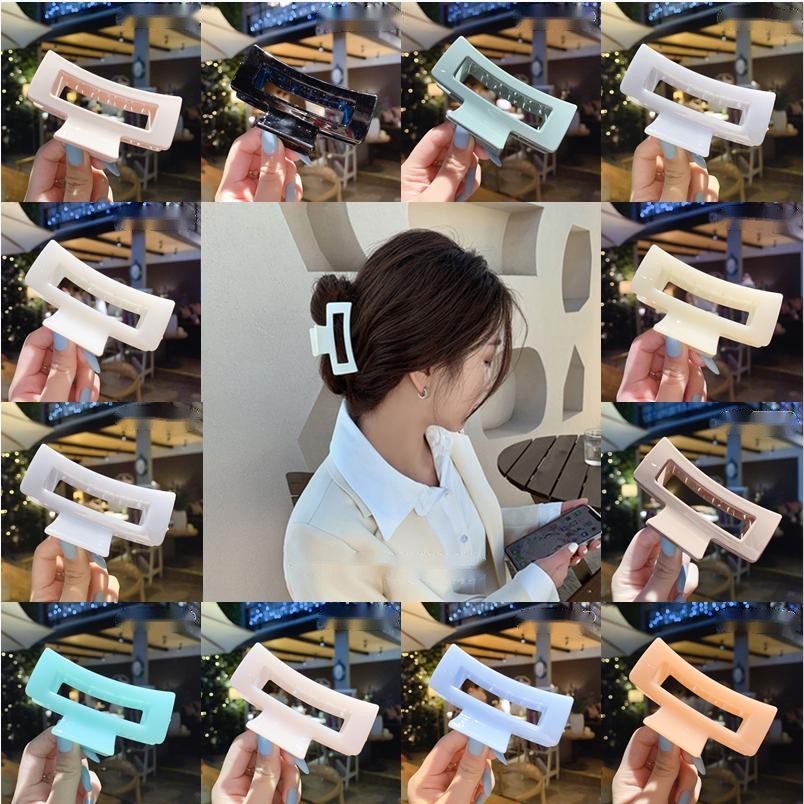 Kẹp tóc acrylic trong suốt đơn giản dễ thương mới