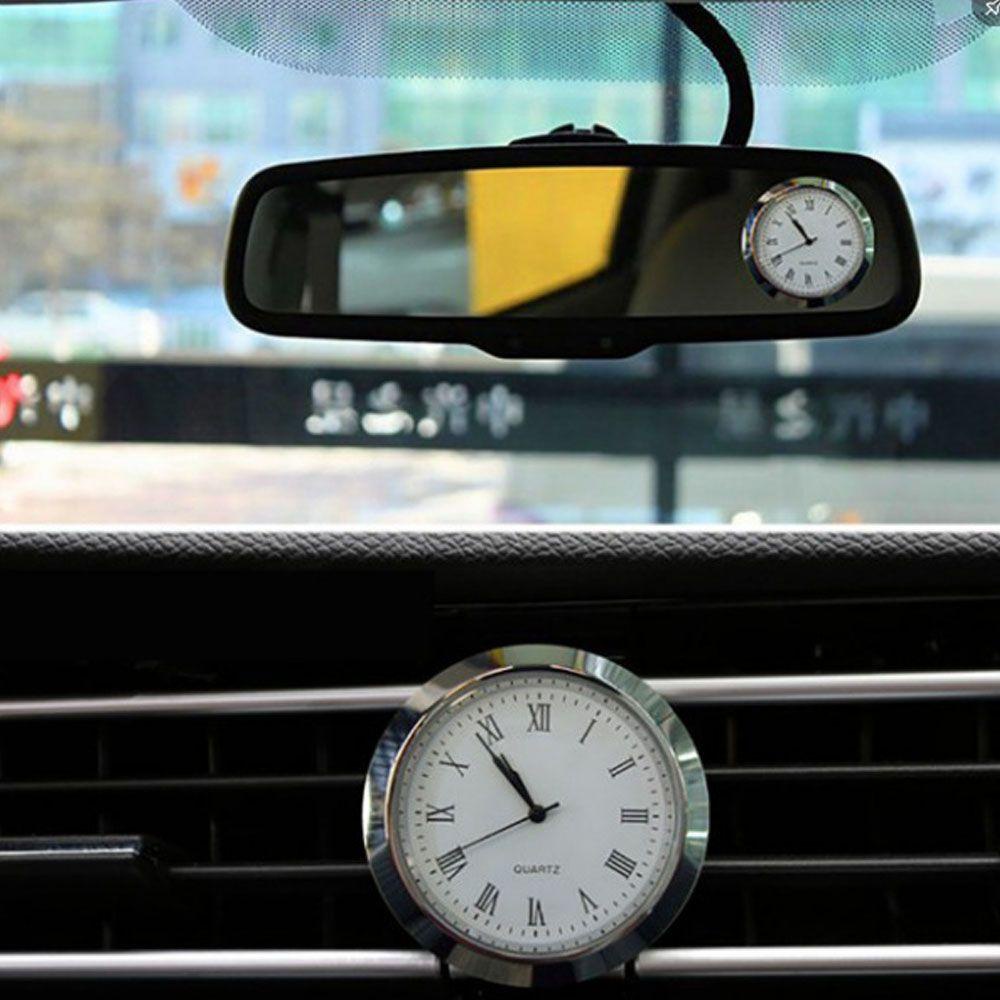 Đồng Hồ Kỹ Thuật Số Dạng Dính Dát Đá Xu Hướng Mới Cho Xe Hơi