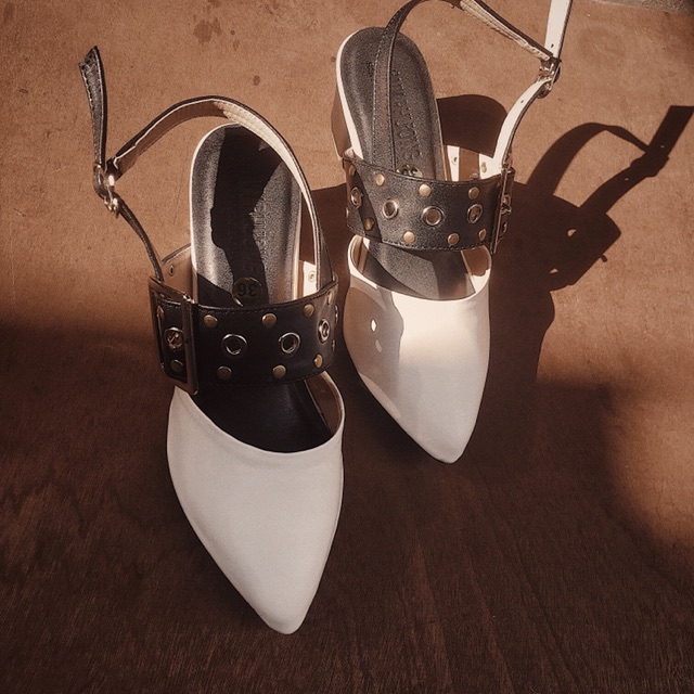 SIZE 33-42 Sandal trắng mix đen