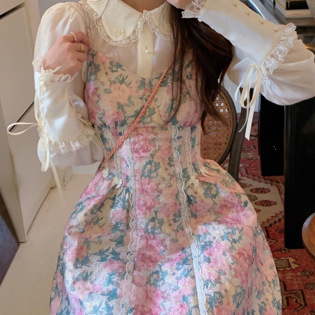 Áo tay phồng và chân váy thời trang xinh xắn cho nữ