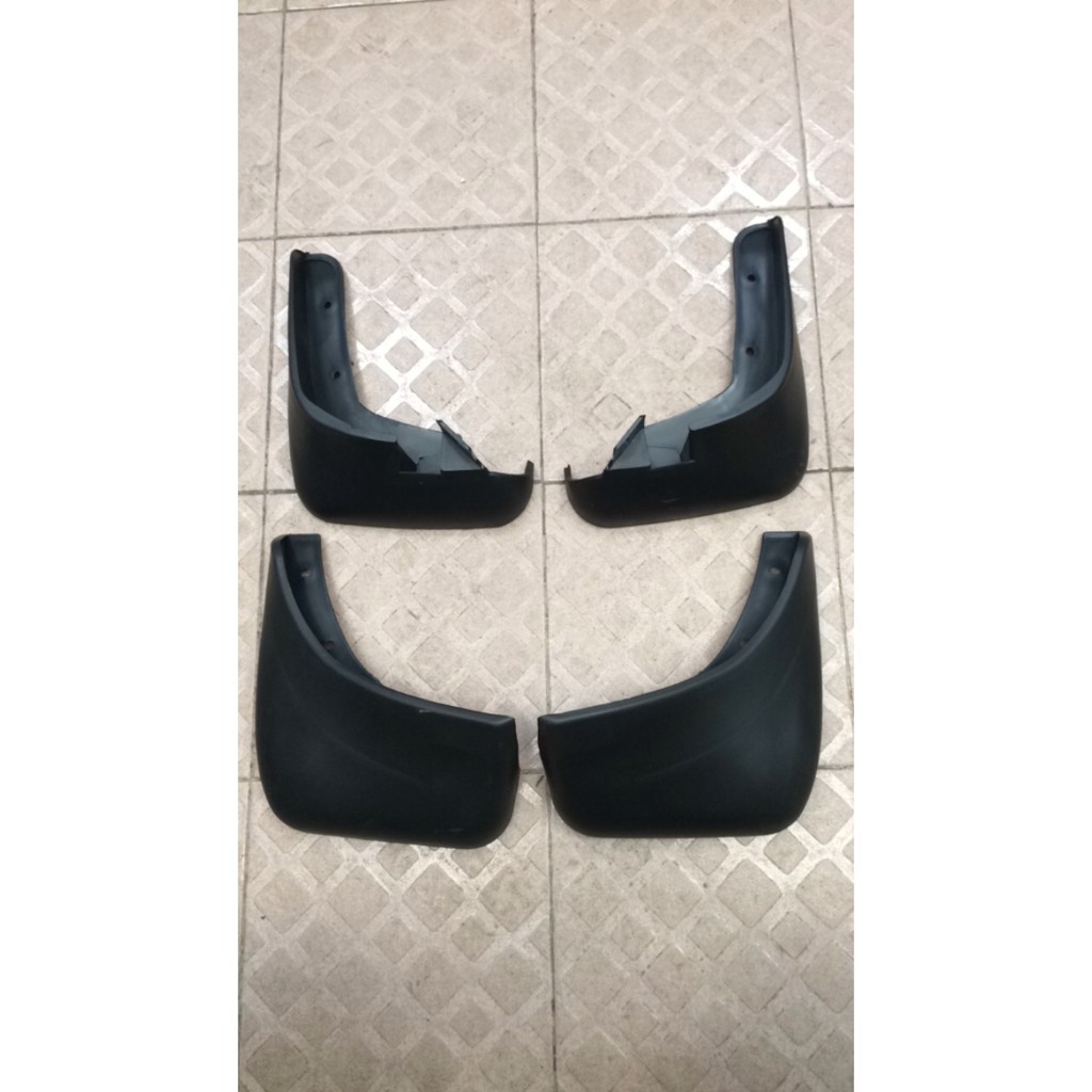 Chắn bùn bánh xe Daewoo Matiz3 chervolet Spark giá 1 bộ 4 cái